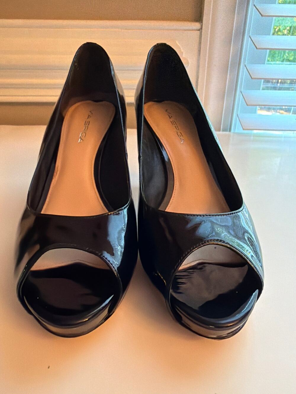 Via Spiga Black Patent Leather Peep-Toe Pumps Size 8M